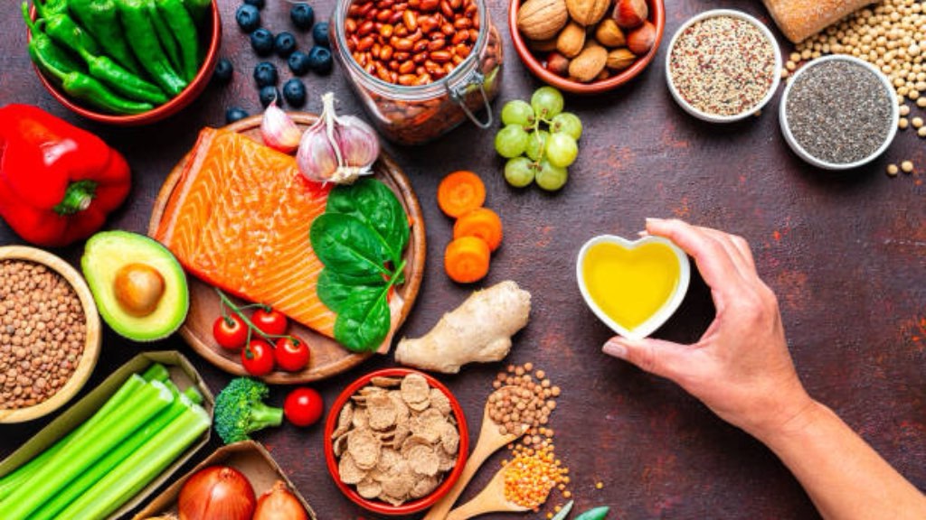 栄養不足・生活習慣の乱れ