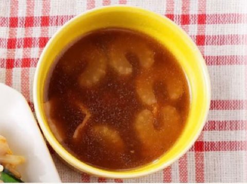 セロリとベーコンの黒酢スープ