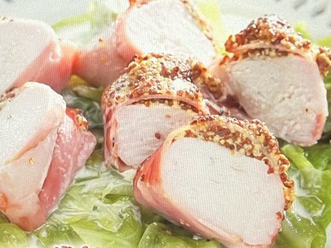 鶏胸肉のベーコン巻き クリームソース