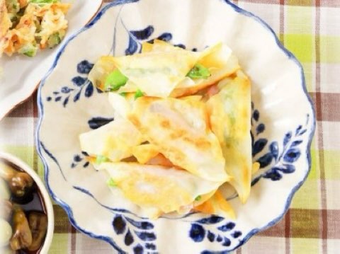 スナップえんどうのワンタン焼き