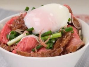 ローストビーフ丼