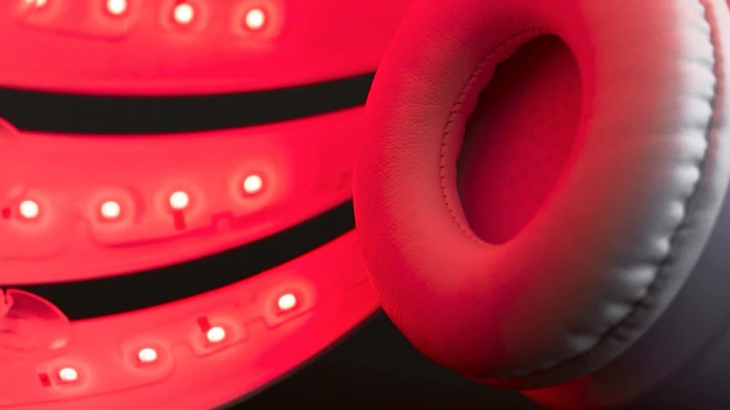 カレントボディ 頭皮・頭髪ケアデバイスで“LED光の育毛ケア”をレビュー